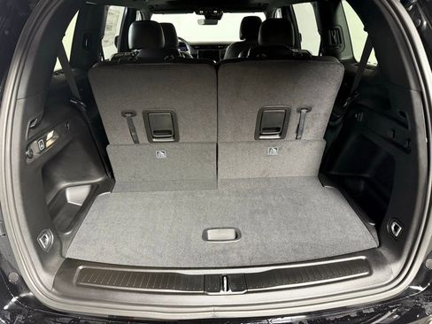 New 2025 Jeep Grand Cherokee L Altitude AWD/4WD image 15