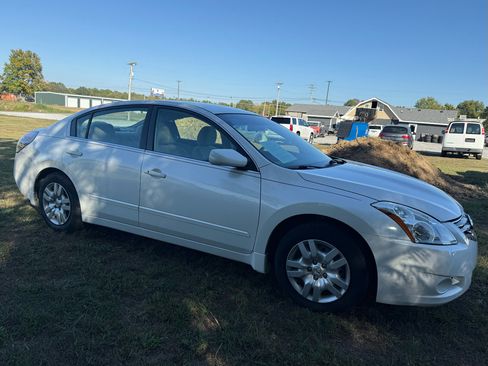 Used 2010 Nissan Altima 2.5 S image 68