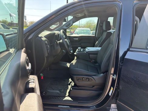 Used 2023 Chevrolet Silverado 1500 Custom image 6