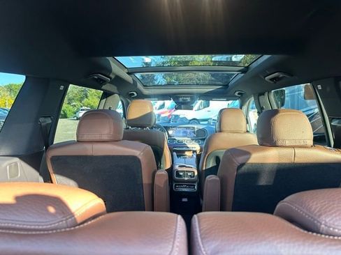 New 2026 Mercedes-Benz GLS 450 4MATIC image 43