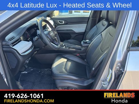 Used 2023 Jeep Compass Latitude AWD/4WD image 12