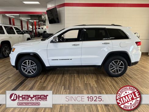Certified 2022 Jeep Grand Cherokee Limited AWD/4WD image 2