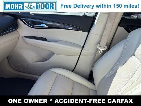 Used 2022 Buick Envision Essence w/ Safety Package image 26