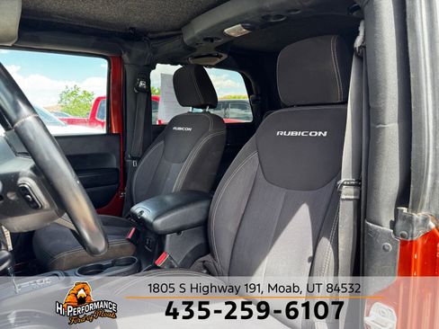 Used 2014 Jeep Wrangler Rubicon w/ Power Convenience Group AWD/4WD image 18
