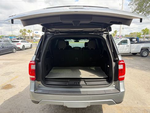 Used 2020 Ford Expedition Max XLT w/ Equipment Group 201A image 7