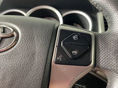 Used 2015 Toyota Tacoma 4x4 Double Cab w/ TRD Sport Package image 11