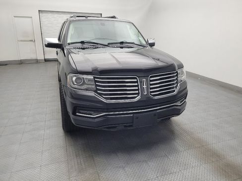 Used 2015 Lincoln Navigator 4WD w/ Equipment Group 101A Reserve image 14