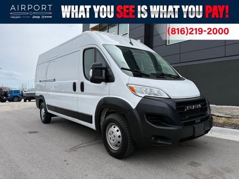Used 2023 RAM ProMaster 2500 FWD image 1