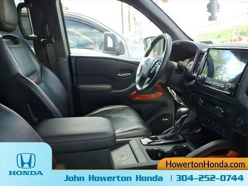 Used 2023 Nissan Frontier PRO-4X w/ Pro-4X Premium Package AWD/4WD image 12