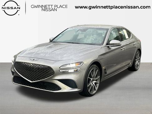 Used 2025 Genesis G70 2.5T image 1