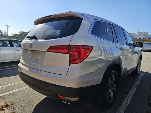 Used 2018 Honda Pilot EX-L image 11