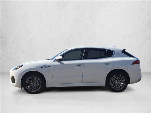 Used 2024 Maserati Grecale GT image 8