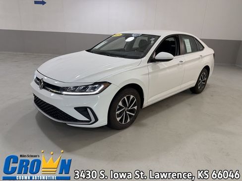 Used 2025 Volkswagen Jetta S FWD image 1
