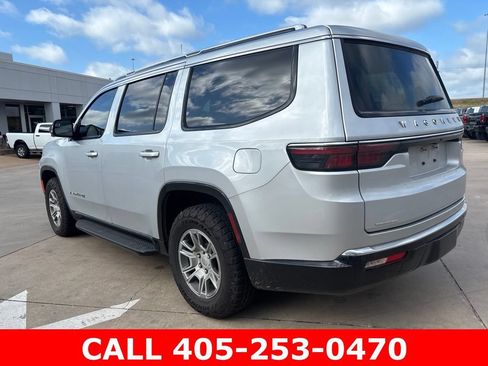 Used 2023 Jeep Wagoneer 4WD w/ Convenience Group I image 25