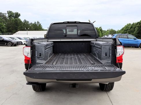 Used 2017 Nissan Titan Platinum Reserve AWD/4WD image 50