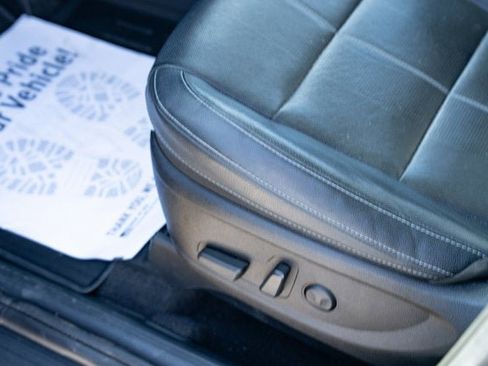 Used 2021 Kia Telluride EX w/ EX Premium Package image 25