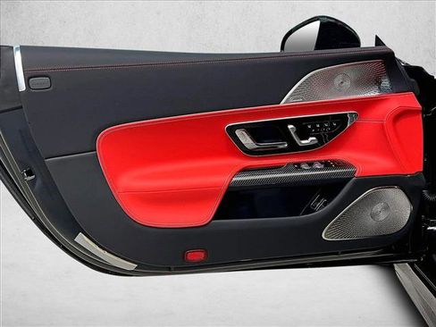 New 2026 Mercedes-Benz SL 63 AMG S e Performance 4MATIC image 25