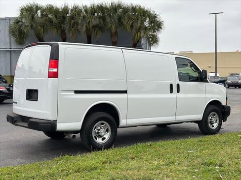 Used 2021 Chevrolet Express 2500 w/ Driver Convenience Package image 8