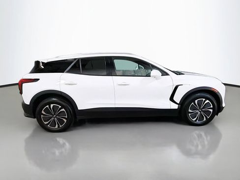 Used 2024 Chevrolet Blazer EV LT AWD/4WD image 10