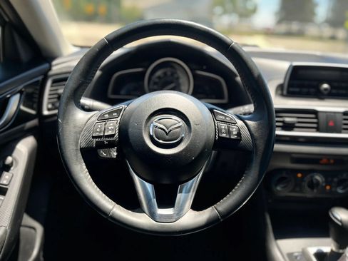 Used 2014 MAZDA MAZDA3 i Touring FWD image 15