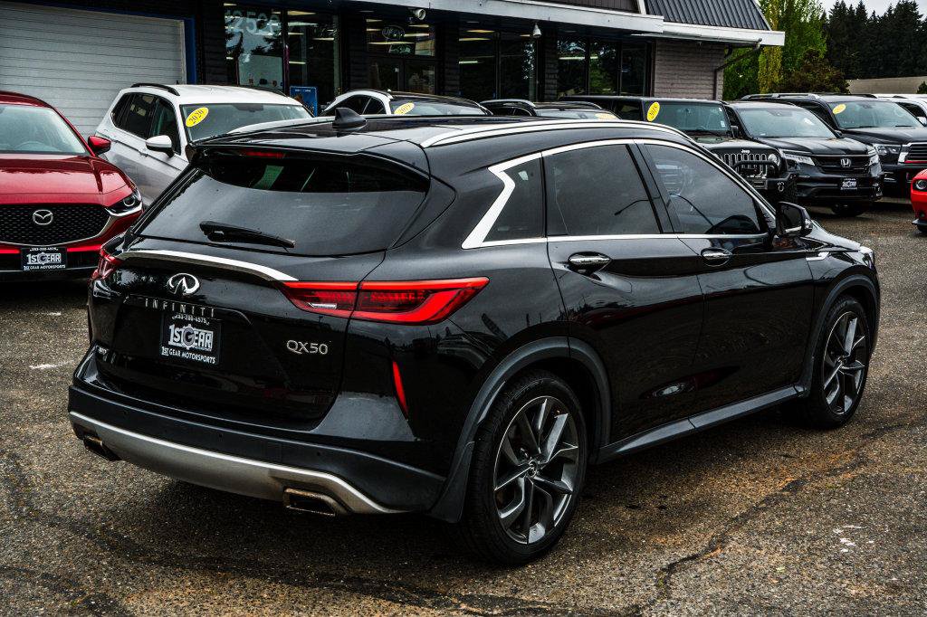 Used 2019 INFINITI QX50 Essential w/ Sensory Package AWD/4WD image 6