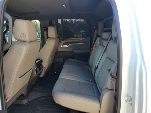 Used 2024 GMC Sierra 1500 SLT w/ SLT Premium Package image 26