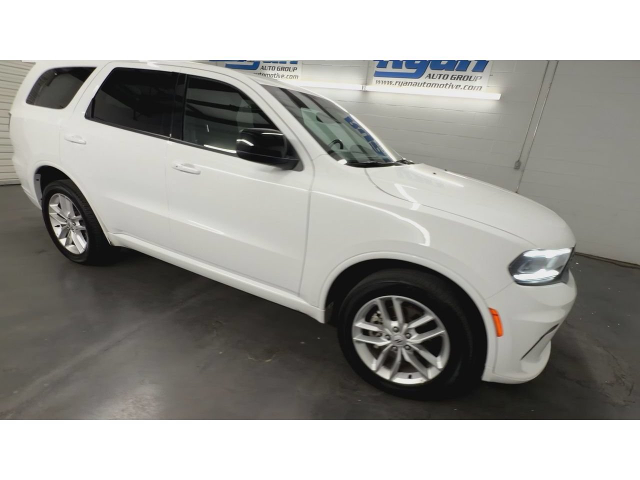 Used 2025 Dodge Durango GT AWD/4WD image 2