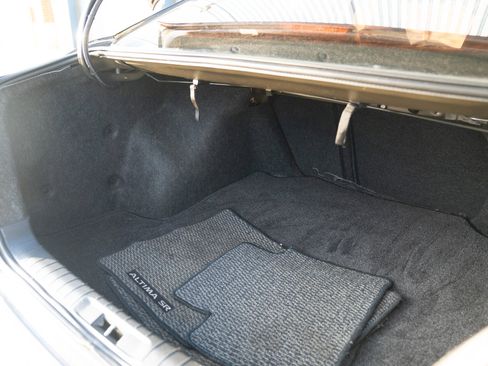 Used 2016 Nissan Altima 2.5 SR image 16