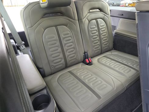 Used 2023 Rivian R1S Launch Edition Quad AWD/4WD image 33