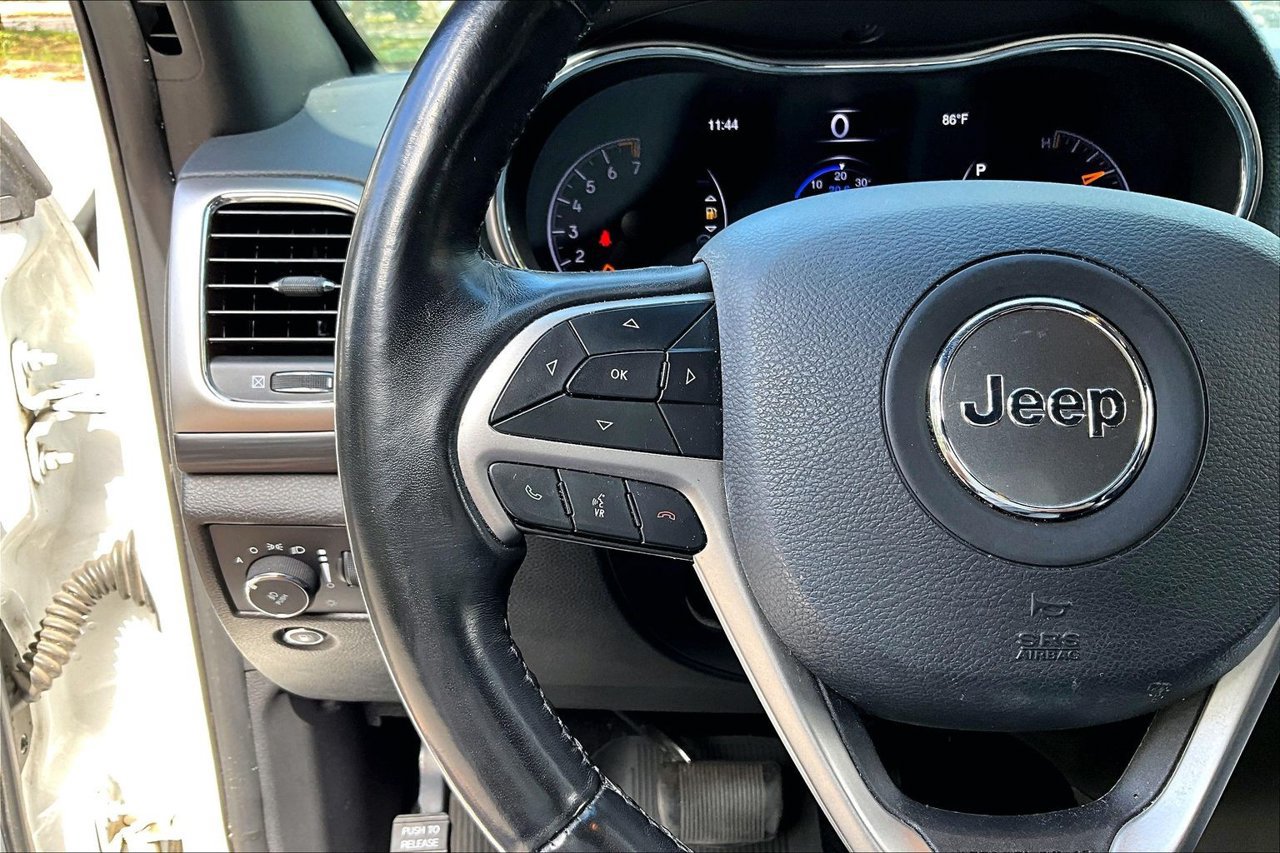 Used 2021 Jeep Grand Cherokee Laredo X RWD image 10