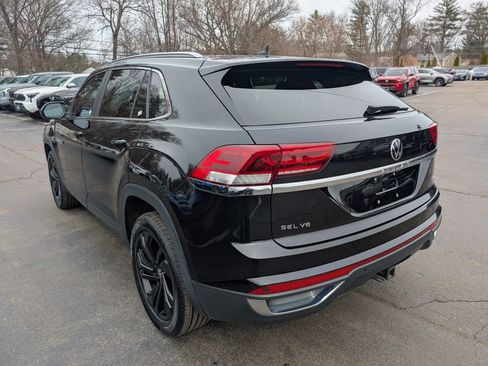 Used 2020 Volkswagen Atlas Cross Sport SEL image 5