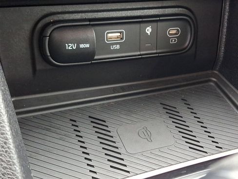 Certified 2024 Kia Sportage EX image 25