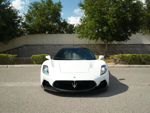 Used 2022 Maserati MC20 Coupe RWD image 4