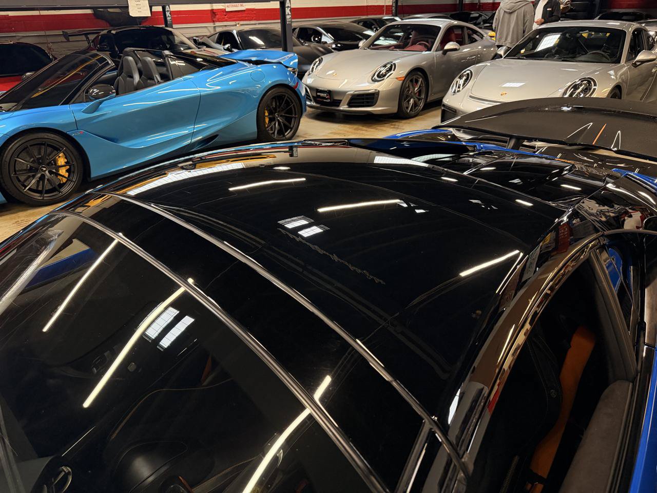 Used 2022 McLaren 720S Performance RWD image 33