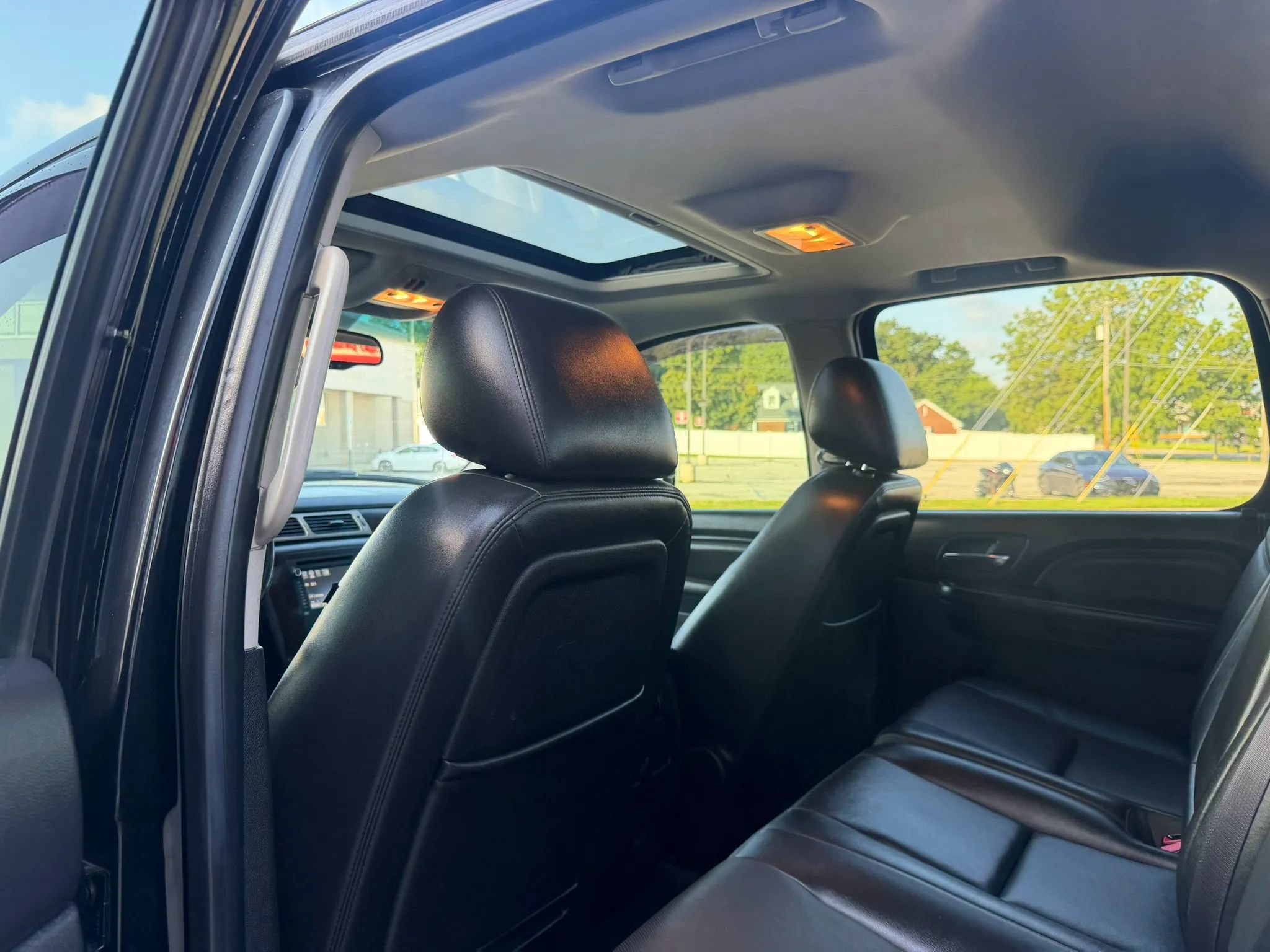 Used 2014 GMC Sierra 2500 Denali AWD/4WD image 30