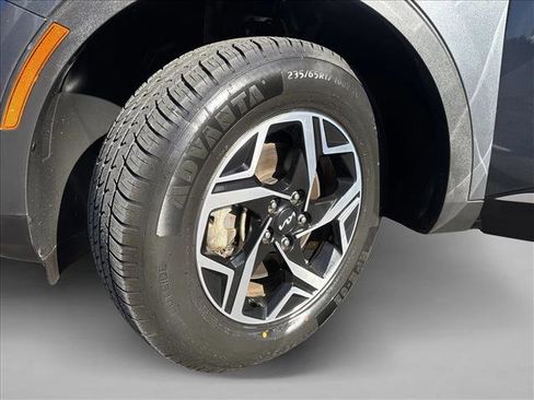 Used 2023 Kia Sportage LX image 21