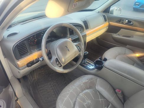 Used 2000 Lincoln Continental FWD image 17