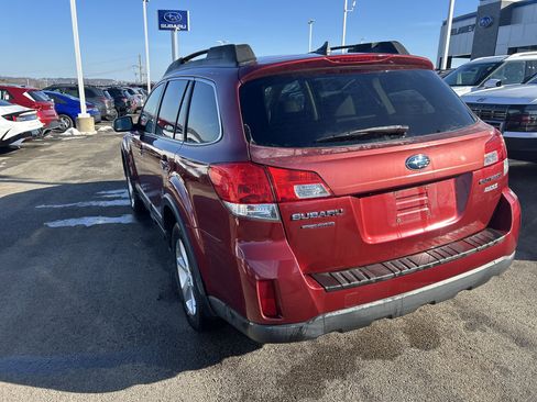 Used 2013 Subaru Outback 2.5i Limited w/ Moonroof Pkg image 10
