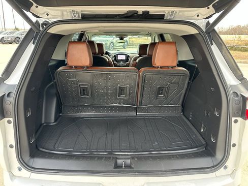 Used 2020 Chevrolet Traverse High Country image 32