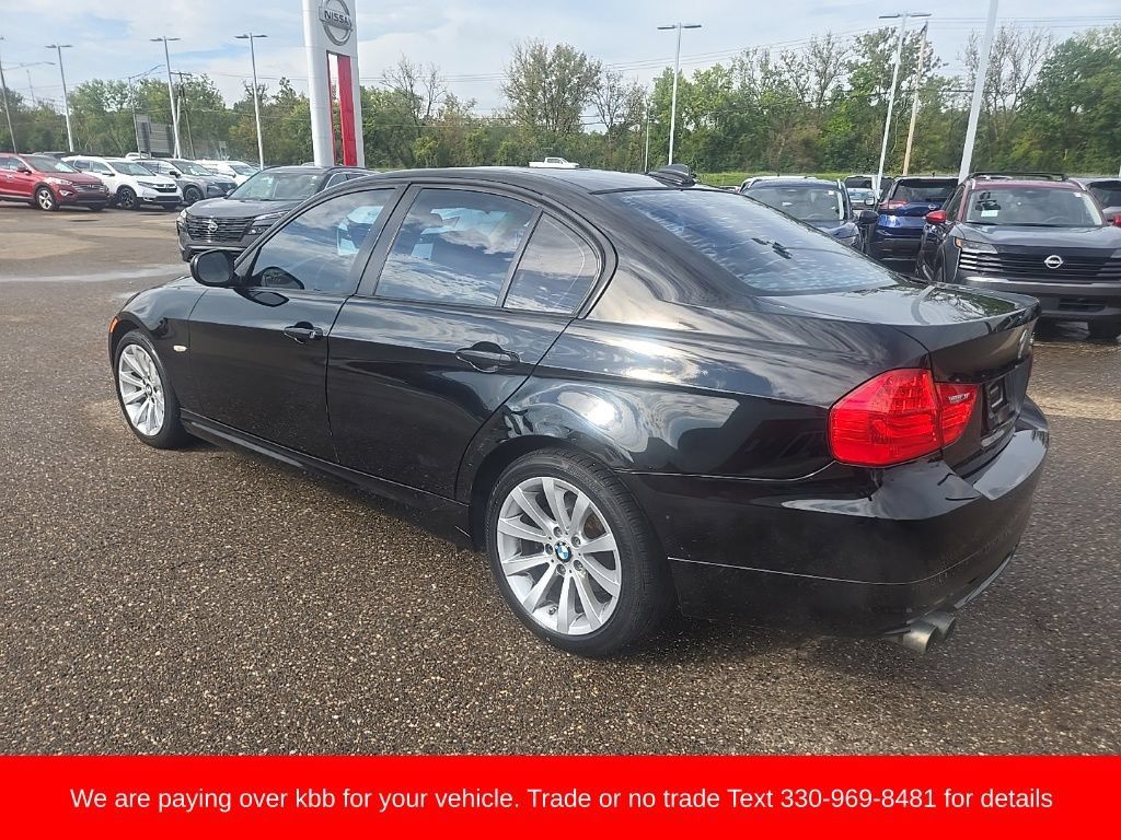 Used 2011 BMW 328i Sedan RWD image 5