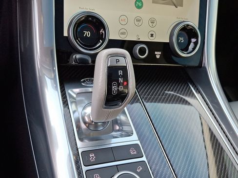 Used 2022 Land Rover Range Rover Sport SVR Carbon Edition image 15