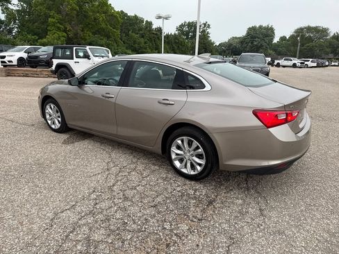 Used 2024 Chevrolet Malibu LT FWD image 3
