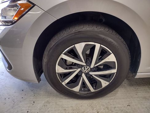 Certified 2024 Volkswagen Jetta S FWD image 6