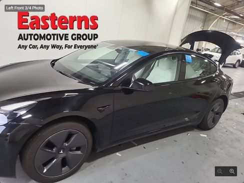 Used 2022 Tesla Model 3 Long Range AWD/4WD image 1