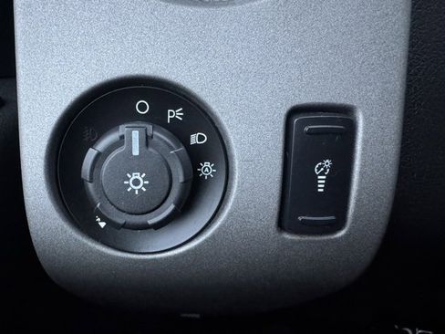 Used 2016 Ford F250 Lariat w/ Lariat Ultimate Package image 24