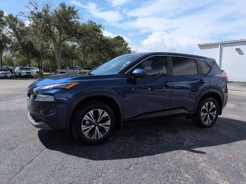 Certified 2022 Nissan Rogue SV FWD image 8