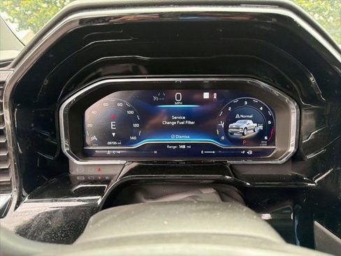 Used 2025 Chevrolet Silverado 1500 LT AWD/4WD image 24