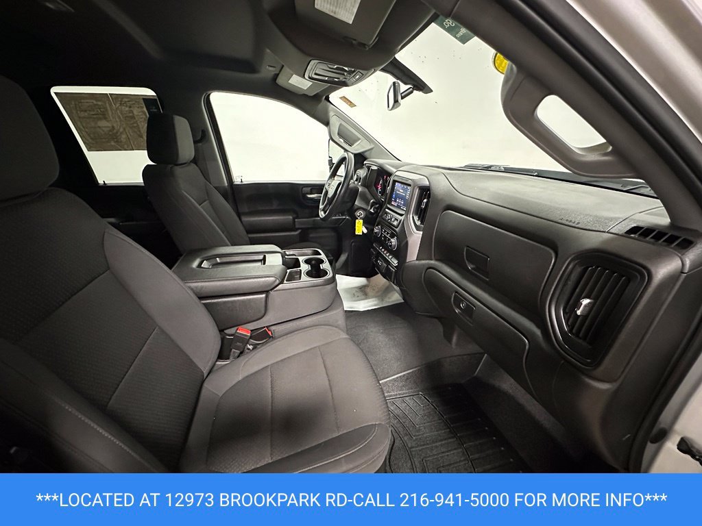 Used 2022 Chevrolet Silverado 2500 Custom w/ Custom Value Package AWD/4WD image 25