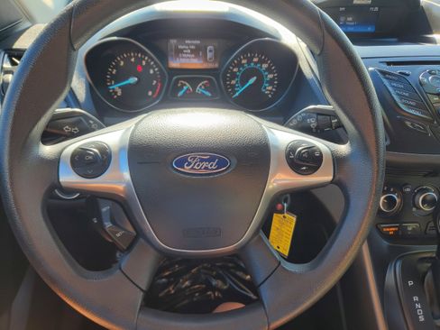Used 2016 Ford Escape S FWD image 13