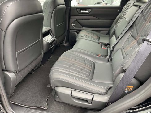 New 2026 Nissan Armada PRO-4X AWD/4WD image 11